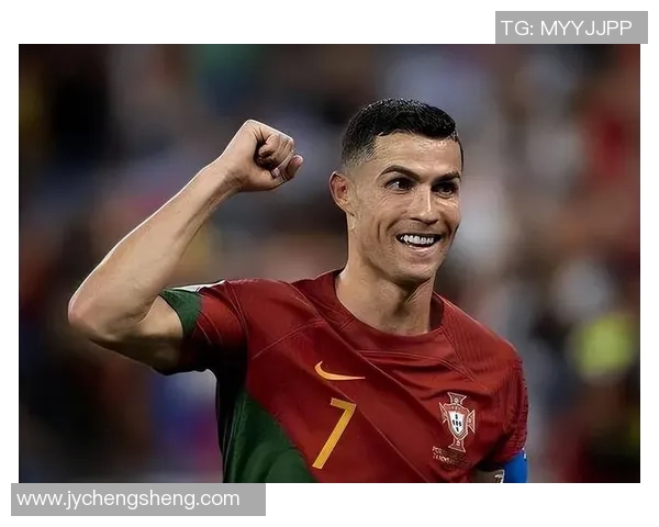 足球巨星赛前热身全解析展现专业准备与竞技状态塑造之道 足球巨星赛前热身全解析展现专业准备与竞技状态塑造之道